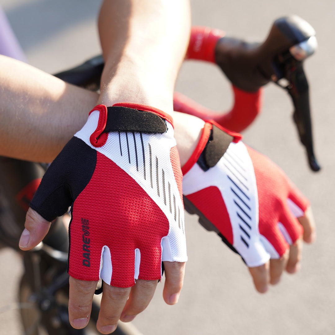 TRAILXTREME HALF FINGER CYCLING GLOVES
