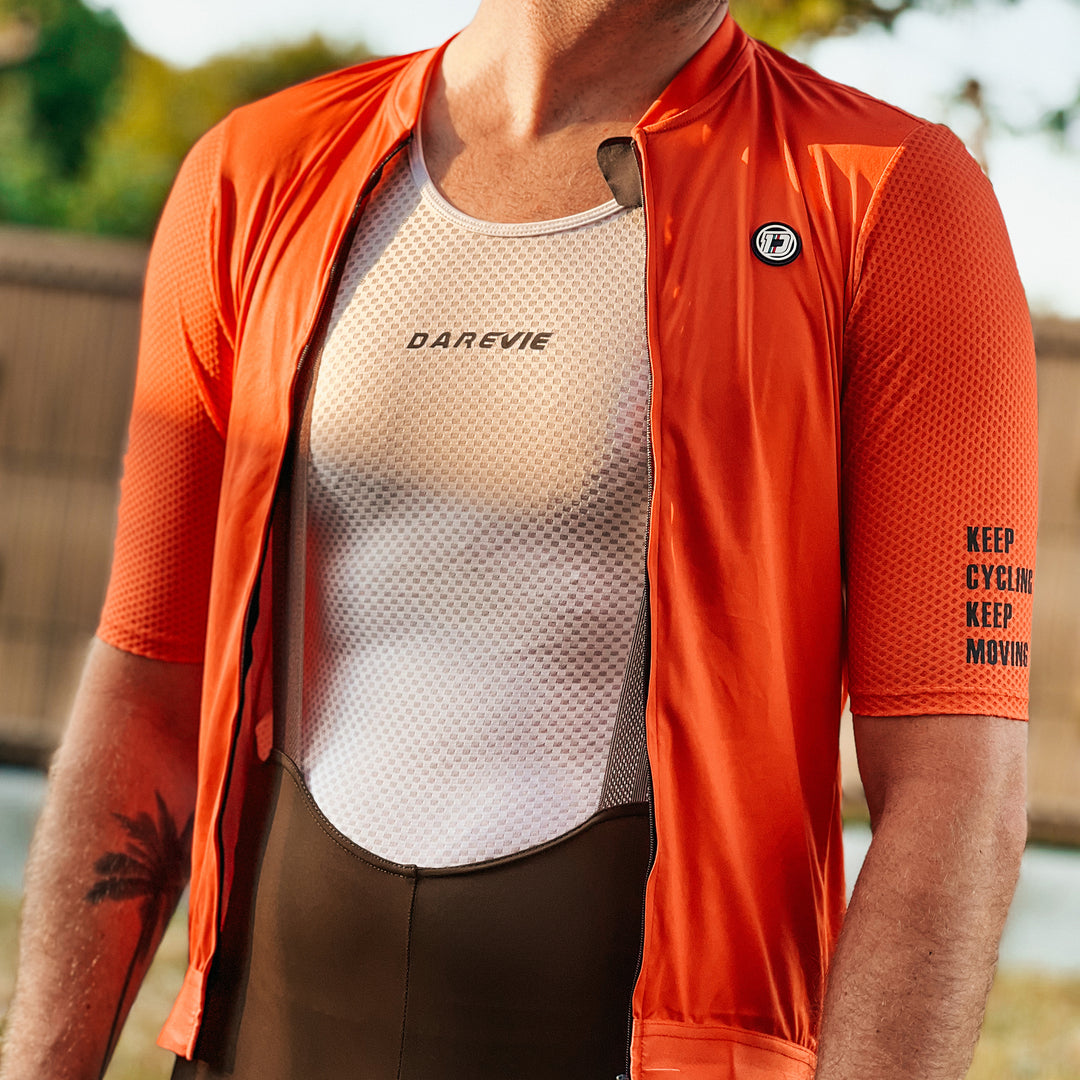 ANTIBACTERIAL CYCLING BASE LAYER