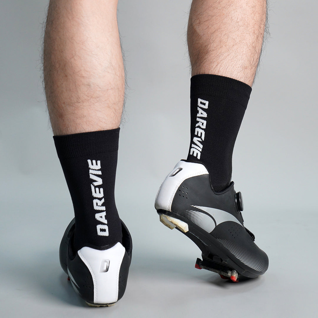 KNITTED CYCLING SOCKS